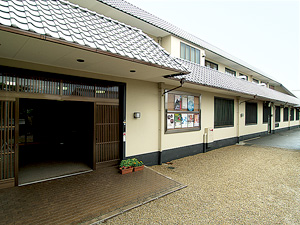 公告:直営店临时休业 以及 営业时间変更